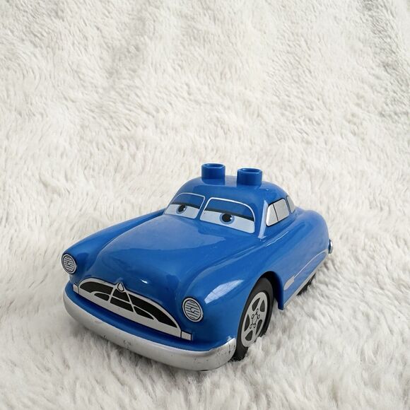 LEGO Duplo Doc Hudson Disney Cars Hornet Race Car & Wheel Base Flo's Cafe 5815 - Picture 1 of 6
